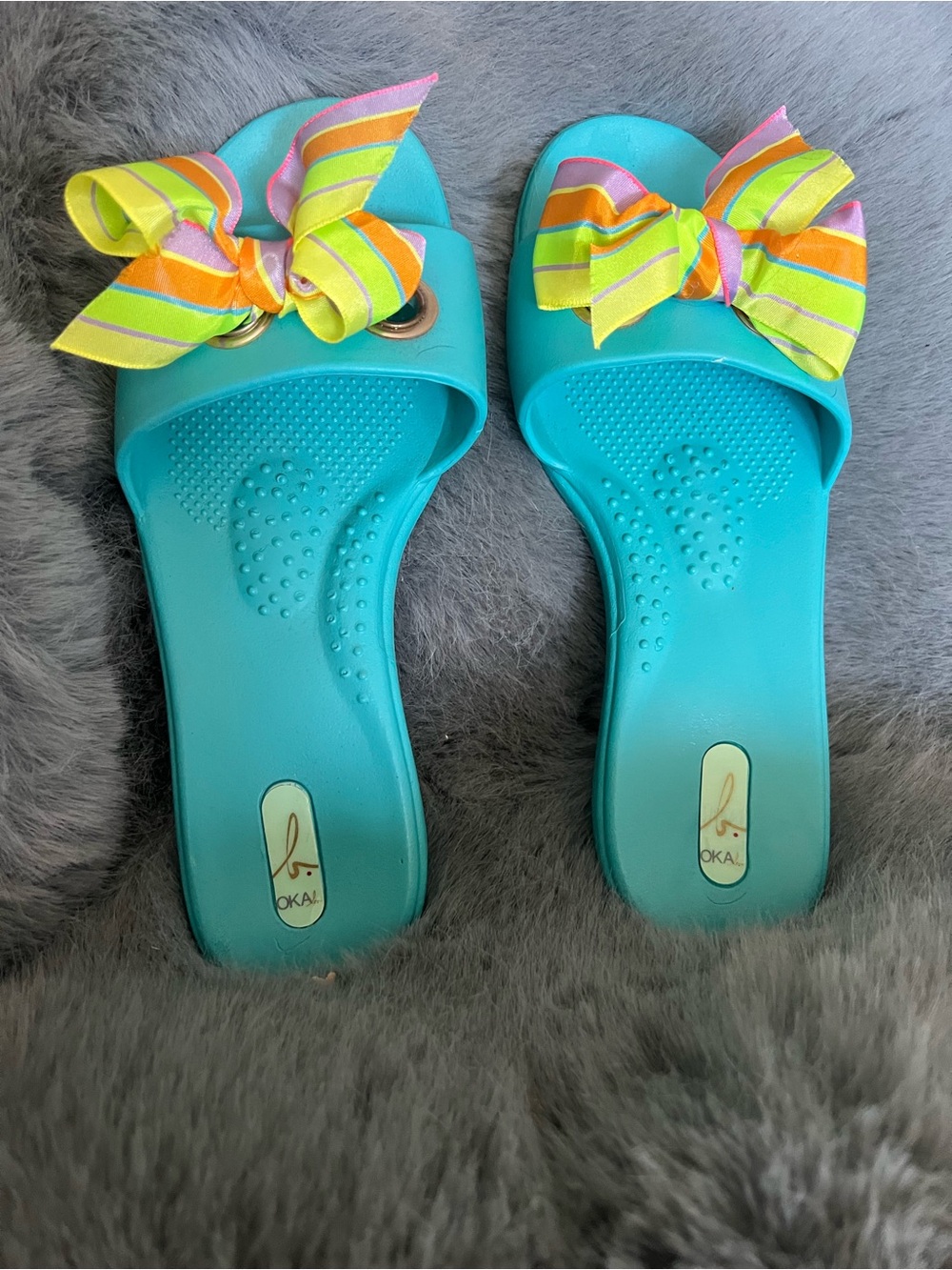 Okabashi Okal B Turquoise Rubber Slide Sandals with Multicolor Bow. NWOT - Picture 1 of 6